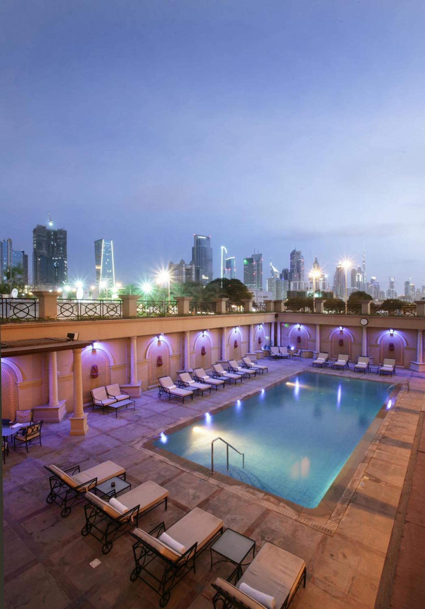 Chelsea Plaza Hotel Dubai Exterior photo